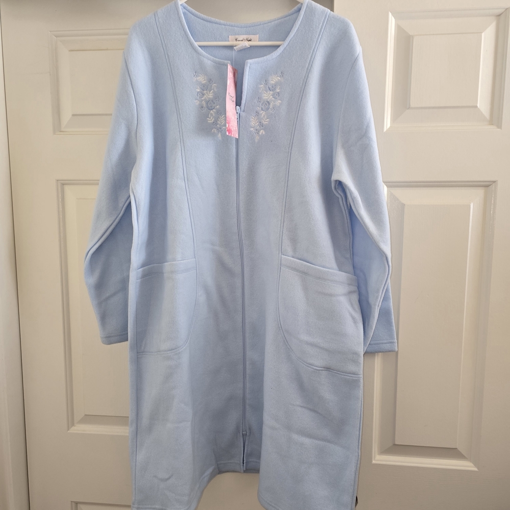 Light Blue Embroidered Women's Sleepwear
